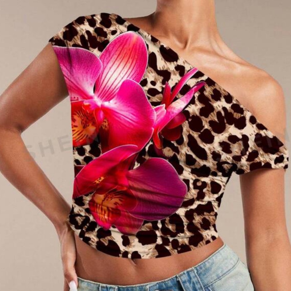 Leopard Print Crop Top